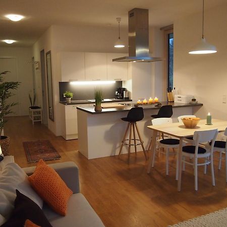 Apartment Schlosspark Am Traunsee Altmünster Exteriör bild