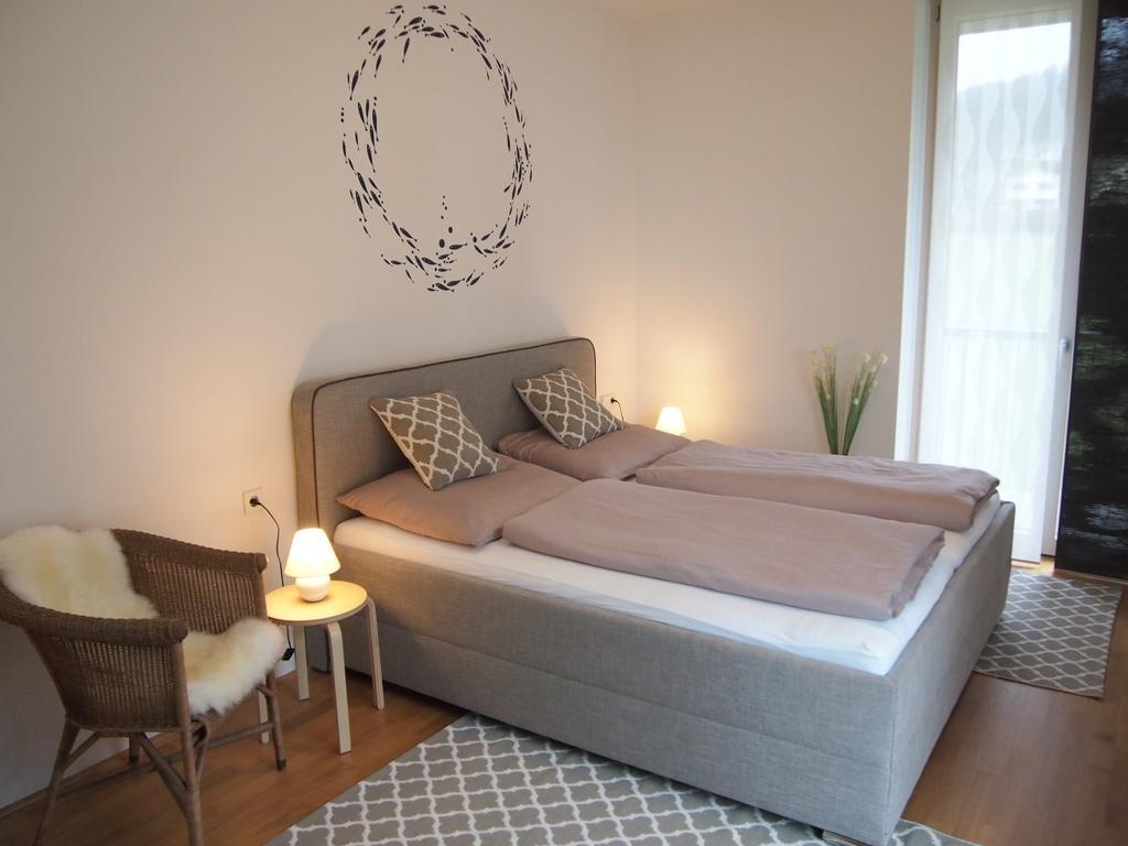 Apartment Schlosspark Am Traunsee Altmünster Rum bild